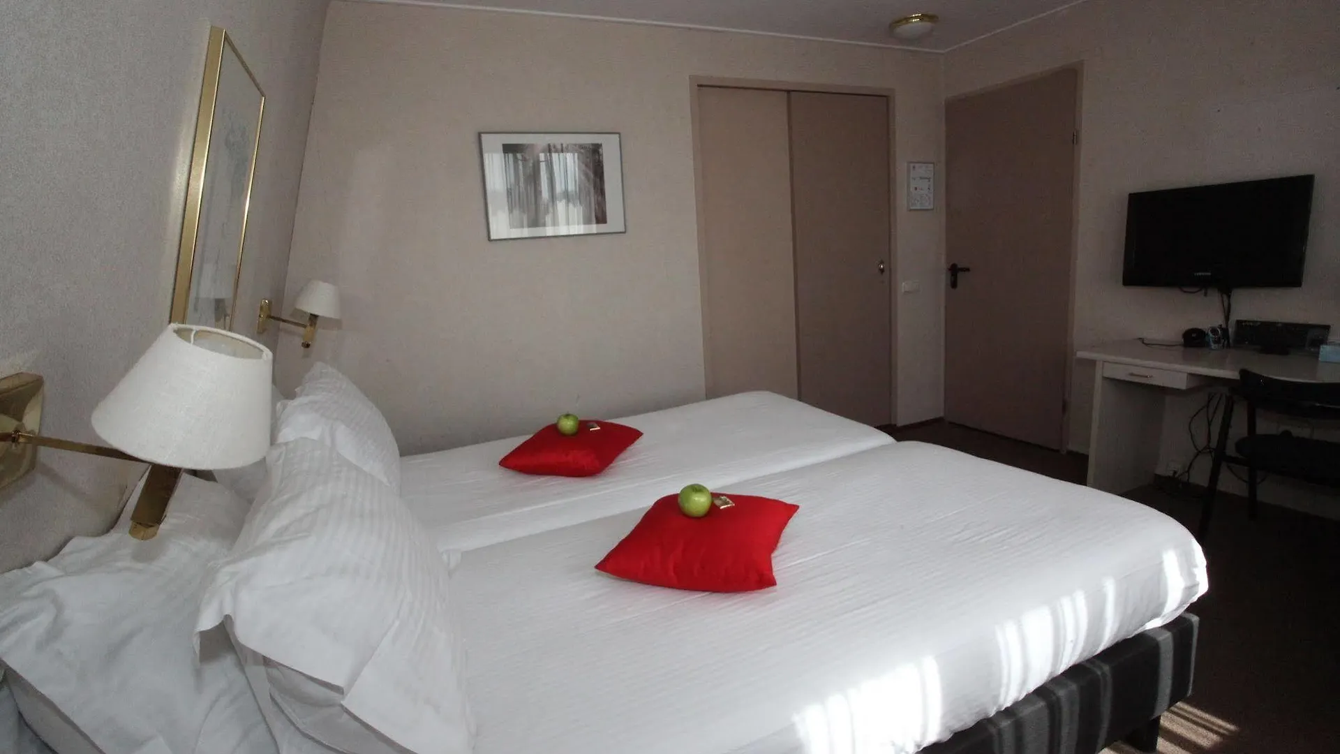 ***  Alp De Veenen Hotel Amstelveen Países Baixos